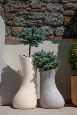 Casa Padrino Luxus Deko Blumentopf Creme H. 100 cm - Beton Pflanzentopf