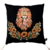 Casa Padrino Luxus Deko Kissen mit Troddeln Löwe Schwarz / Mehrfarbig 45 x 45 cm - Feinster Samtstoff - Luxus Qualität