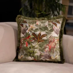 Casa Padrino Luxus Deko Kissen Dschungel Design Mehrfarbig / Grün 45 x 45 cm - Bedrucktes Samt Kissen mit Fransen - Deko Accessoires