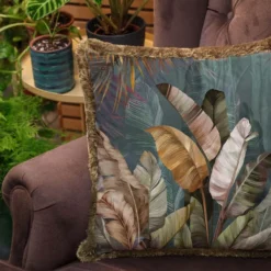 Casa Padrino Luxus Deko Kissen Sträucher Mehrfarbig / Braun 45 x 45 cm - Bedrucktes Samt Kissen mit Fransen - Luxus Deko Accessoires