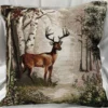 Casa Padrino Luxus Deko Kissen Hirsch im Wald Mehrfarbig 45 x 45 cm - Bedrucktes Zierkissen mit edlem Gobelin Stoff - Luxus Deko Accessoires