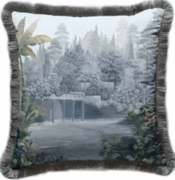 Casa Padrino Luxus Deko Kissen antike Landschaft Mehrfarbig / Grau 45 x 45 cm - Bedrucktes Samt Kissen mit Fransen - Luxus Deko Accessoires