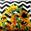 Casa Padrino Luxus Deko Kissen Virginia Sunflowers Schwarz / Weiß / Mehrfarbig 45 x 45 cm - Feinster Samtstoff - Wohnzimmer Kissen