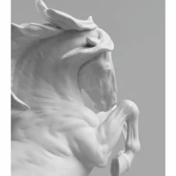 Casa Padrino Luxus Deko Porzellan Skulptur Geisterpferd H. 50 cm - Handgefertigt