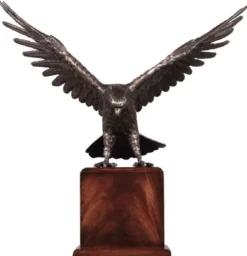 Casa Padrino Luxus Deko Skulptur Adler Bronze / Braun 40 x 20 x H. 37 cm - Bronze Deko Skulptur mit Holzsockel - Bronze Deko Figur - Schreibtisch Deko - Wohnzimmer Deko - Luxus Qualität