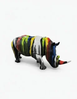 Casa Padrino Luxus Deko Skulptur Tier Lebensgroßes Trash Nashorn H. 180 cm - Riesige Gartenskulptur - Lebensgroße Skulptur - XXL Deko Skulptur - XXL Deko Figur
