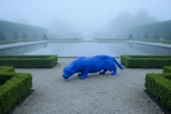 Casa Padrino Luxus Deko Skulptur Raubkatze Panther Oder Leopard Blau YK H. 40 cm - Deko Skulptur - Deko Figur - Tierfigur - Gartendeko