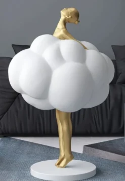 Casa Padrino Luxus Designer Deko Skulptur Tänzerin Gold / Weiß 49 x H. 75 cm - Kunstharz Deko Figur - Wohnzimmer Deko - Luxus Designer Deko Accessoires - Luxus Qualität