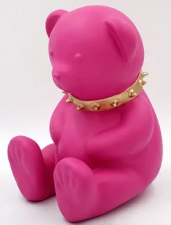 Casa Padrino Luxus Designer Dekofigur Teddybär mit Halsband Rosa / Gold H. 31 cm - Kunstharz Deko Skulptur - Luxus Deko Figur - Designer Deko Figur - Luxus Accessoires