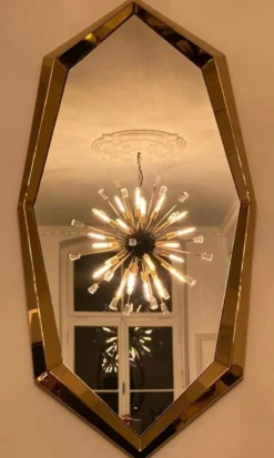Casa Padrino Luxus Designer Spiegel Gold 81 x H. 157 cm - Achteckiger Metall Wandspiegel - Garderoben Spiegel - Wohnzimmer Spiegel - Luxus Designer Möbel - Luxus Interior