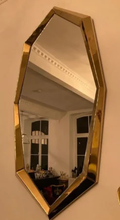 Casa Padrino Luxus Designer Spiegel Gold 81 x H. 157 cm - Achteckiger Metall Wandspiegel - Garderoben Spiegel - Wohnzimmer Spiegel - Luxus Designer Möbel - Luxus Interior