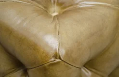 Casa Padrino Luxus Echtleder Fußhocker Sandfarben 64 x 64 x H. 46 cm - Chesterfield Möbel