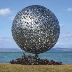 Casa Padrino Luxus Edelstahl Garten Deko Skulptur Kugel Silber Ø 170 x H. 200 cm