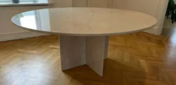 Casa Padrino Luxus Esstisch Beige Ø 150 x H. 72 cm - Runder Travertin Naturstein Esszimmertisch - Esszimmer Möbel - Travertin Möbel - Luxus Möbel - Luxus Einrichtung
