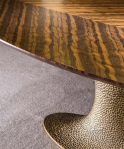 Casa Padrino Luxus Esstisch Braun / Antik Gold 260 x 120 x H. 76 cm - Ovaler Küchentisch mit edler Eukalyptusfurnier Tischplatte und Tischbein in gehämmerter Optik - Luxus Esszimmmer Möbel