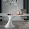 Casa Padrino Luxus Esstisch Matt Weiß 290 x 130 x H. 75 cm - Ovaler Esszimmertisch mit hochwertiger Carrara Marmor Tischplatte - Moderne Esszimmer Möbel - Luxus Qualität - Made in Italy