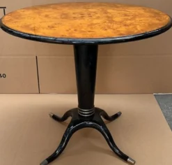 Casa Padrino Luxus Esstisch Vogelaugenahorn Braun / Schwarz / Silber Ø 79 x H. 71 cm - Runder Massivholz Esszimmertisch - Esszimmer Möbel - Luxus Möbel