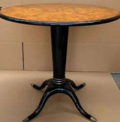 Casa Padrino Luxus Esstisch Vogelaugenahorn Braun / Schwarz / Silber Ø 79 x H. 71 cm - Runder Massivholz Esszimmertisch - Esszimmer Möbel - Luxus Möbel