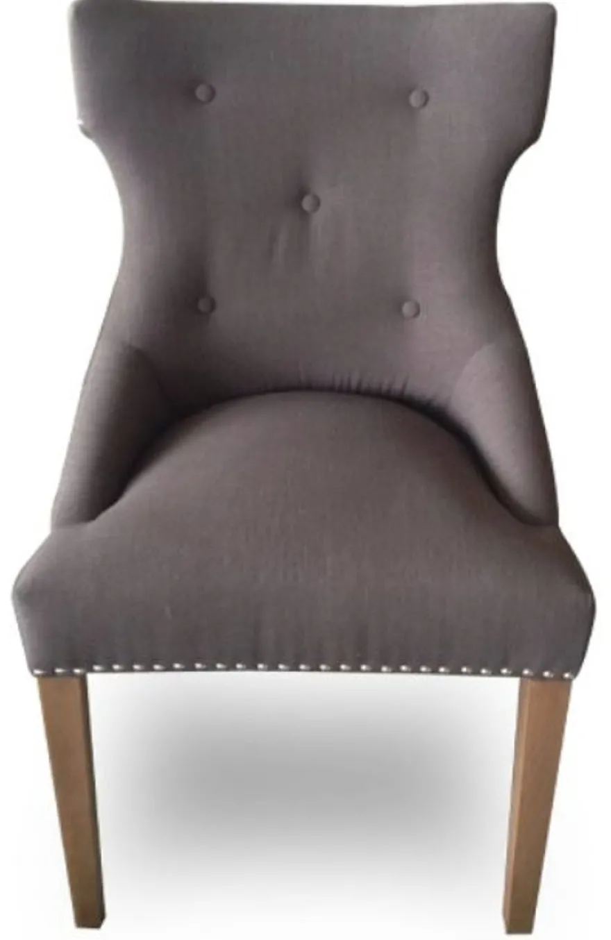 Casa Padrino Luxus Esszimmerstuhl mit Ringgriff Dunkelgrau und braune Beine 59 x 65 x H. 98 cm
