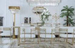 Casa Padrino Luxus Esszimmer Stuhl Set mit Armlehnen Weiß / Gold 58 x 51 x H. 76 cm - Küchen Stühle 8er Set - Esszimmer Möbel - Restaurant Möbel - Luxus Möbel - Luxus Einrichtung