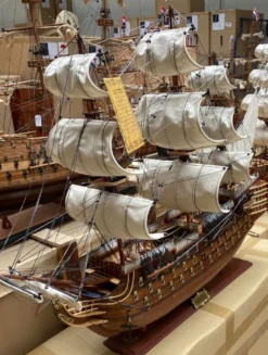 Casa Padrino Luxus Flaggschiff HMS Victory Braun 97 x 29 x H. 83 cm - Handgefertigtes Britisches Deko Schiff - Holzschiff - Segelschiff - Kriegsschiff - Luxus Deko Accessoires