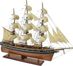 Casa Padrino Luxus Flaggschiff Cutty Sark Braun / Schwarz / Weiß 70 x 28 x H. 85 cm - Handgefertigtes Deko Schiff - Holzschiff - Segelschiff - Kriegsschiff - Luxus Deko Accessoires