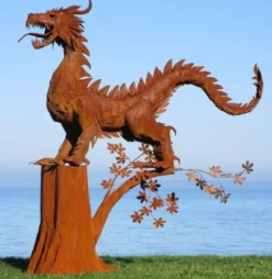 Casa Padrino Luxus Gartendeko Skulptur Drache Rostfarben 290 x 140 x H. 292 cm - Riesige Stahl Deko Figur - Gartenfigur - Hotel Garten Deko