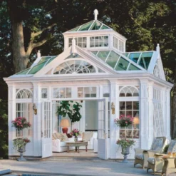 Casa Padrino Luxus Gartenhaus Weiß 472 x 396 x H. 548 cm - Schmiedeeisen Garten Pavillon mit Fensterscheiben