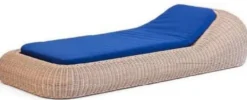 Casa Padrino Luxus Gartenliege Naturfarben / Blau 238 x 100 x H. 50 cm - Handgewebte Wetterbeständige Liege - Moderne Poolliege - Garten Möbel - Hotel Möbel