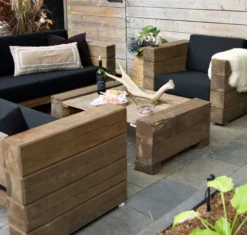 Casa Padrino Luxus Garten Lounge Set aus massivem Eichenholz mit Polsterung - Eckcouch, Sessel und Tisch, 150x70x40 cm