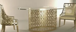 Casa Padrino Luxus Gartenmöbel Set Creme / Gold - 1 ovaler Esstisch mit Glasplatte & 6 Stühle mit Kissen - Handgefertigte Garten Terrassen Hotel Möbel - Luxus Qualität
