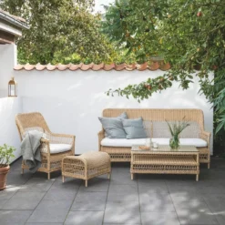 Casa Padrino Luxus Gartensofa mit Sitzkissen Naturfarben / Weiß 191 x 79 x H. 95 cm - Wetterbeständiges Garten & Terrassen Sofa - Garten & Terrassen Möbel - Luxus Qualität