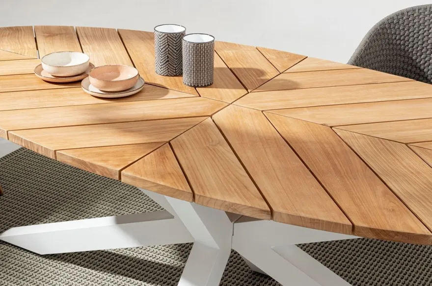 Casa Padrino Luxus Gartentisch Naturfarben / Weiß 240 x 110 x H. 77 cm - Ovaler Esstisch mit Teakholz Tischplatte - Garten & Terrassen Tisch - Luxus Garten & Terrassen Möbel