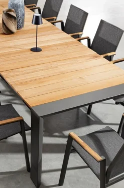 Casa Padrino Luxus Gartentisch Naturfarben / Grau 253-384 x 110 x H. 75 cm - Ausziehbarer Garten Esstisch mit Teakholz Tischplatte und Aluminium Beinen - Luxus Garten & Terrassen Möbel