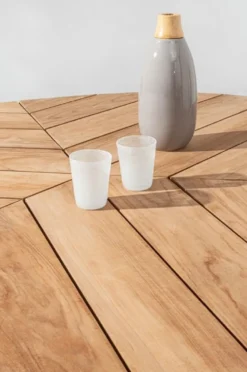 Casa Padrino Luxus Gartentisch Naturfarben / Weiß Ø 160 x H. 77 cm - Garten Esstisch mit Teakholz Tischplatte und Aluminium Beinen - Garten & Terrassen Tisch - Luxus Garten & Terrassen Möbel