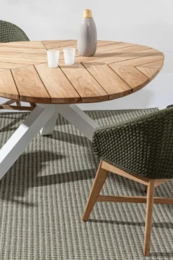 Casa Padrino Luxus Gartentisch Naturfarben / Weiß Ø 160 x H. 77 cm - Garten Esstisch mit Teakholz Tischplatte und Aluminium Beinen - Garten & Terrassen Tisch - Luxus Garten & Terrassen Möbel