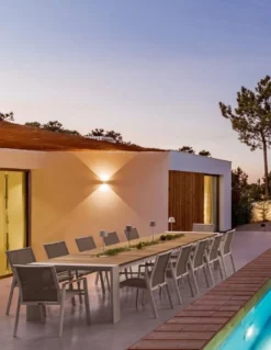 Casa Padrino Luxus Gartentisch Naturfarben / Weiß 253-384 x 110 x H. 75 cm - Ausziehbarer Garten Esstisch mit Teakholz Tischplatte und Aluminium Beinen - Luxus Garten & Terrassen Möbel