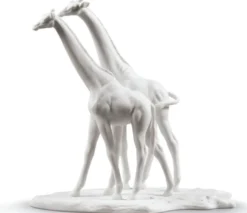 Casa Padrino Luxus Giraffen Figur / Skulptur Weiß 28 x H. 27 cm - Wohnzimmer Dekoration aus Feinstem Spanischen Porzellan