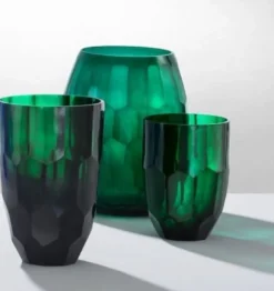 Casa Padrino Luxus Glas Vase Grün Ø 18 x H. 24 cm - Mundgeblasene Blumenvase - Runde Deko Blumenvase - Deko Accessoires - Deko Glas Vasen - Luxus Accessoires
