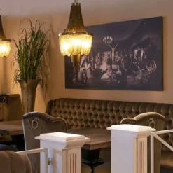 Casa Padrino Luxus Hängeleuchte Antik Messingfarben Ø 40 x H. 104 cm - Kettenlüster