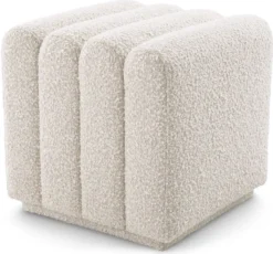 Casa Padrino Luxus Hocker Cremefarben 47 x 46 x H. 46 cm - Gepolsterter Wohnzimmer Sitzhocker - Luxus Möbel