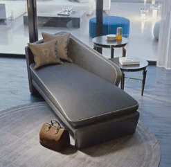 Casa Padrino Luxus Hotel Chaiselongue Grau / Weiß 178 x 98 x H. 80 cm - Massivholz Recamiere - Hotel Möbel - Luxus Qualität - Made in Italy