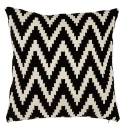 Casa Padrino Luxus Kissen 2er Set 50 x H. 50 cm Schwarz / Beige - Wohnzimmer Accessoires