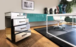 Casa Padrino Luxus Kommode im Koffer Design Silber 52 x 43 x H. 75 cm - Handgefertigte verspiegelte Aluminium Kommode mit 4 Schubladen und Rollen - Wohnzimmer & Büro Möbel