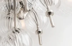 Casa Padrino Luxus Kronleuchter Silber Ø 85 x H. 82,5 cm - Moderner Metall Kronleuchter mit geriffelten spiralförmigen Hohlglaskugeln und kugelförmigen Glas Lampenschirmen