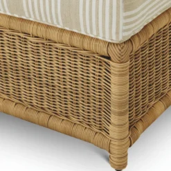 Casa Padrino Luxus Kunstrattan Gartenliege Beige / Weiß / Naturfarben 168 cm - Luxus Hotel & Garten Möbel - Luxus Qualität