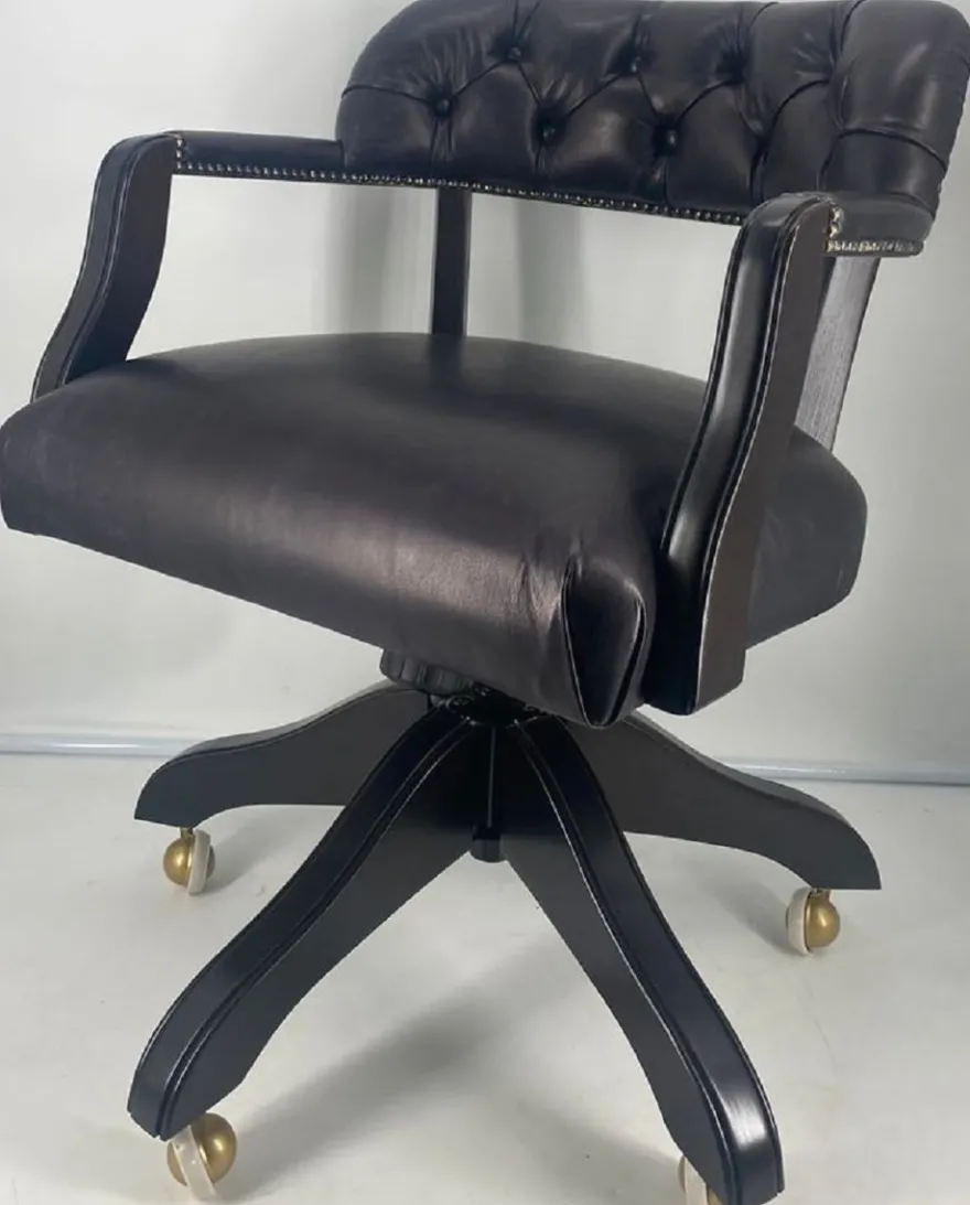 Casa Padrino Luxus Leder Bürostuhl Schwarz / Schwarz 58 x 65 x H. 80-87 cm - Höhenverstellbarer Schreibtischstuhl - Echtleder Drehstuhl - Luxus Möbel - Büro Möbel - Echtleder Möbel - Möbel Luxus