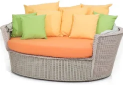 Casa Padrino Luxus Liegeinsel Grau / Orange / Weiß 186 x 141 x H. 174 cm - Handgewebtes Wetterbeständiges Lounge Sofa mit Sonnendach - Moderne Garten Terrassen Hotel Möbel