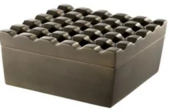 Casa Padrino Luxus Messing Aschenbecher - Designer Accessoire in antikem Messing - 20 x 20 x 9 cm
