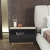 Casa Padrino Luxus Nachttisch Dunkelbraun / Creme / Messing - Schlafzimmer & Hotel Möbel